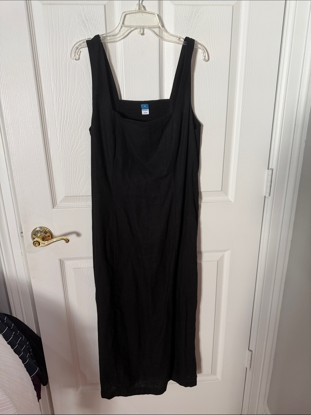 Classic Black Sleeveless Midi Dress old navy medium midi length like new